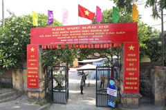 Đến chiều 22/5, khu vực bỏ phiếu số 4 (xã Liên Hồng, Đan Phượng, Hà Nội) đã hoàn tất công tác chuẩn bị. (Ảnh: Hoàng Hiếu/TTXVN)