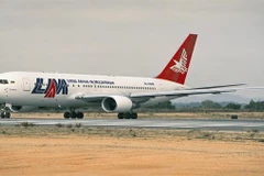 Tìm thấy xác máy bay mất tích, hơn 30 người tử nạn