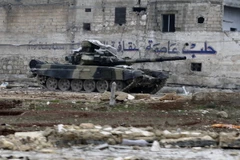 Xe quân sự Syria tại thị trấn al-Bab. (Nguồn: AP/TTXVN)