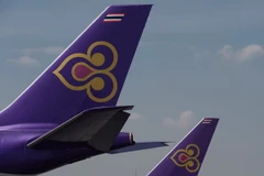 Máy bay của Thai Airways đậu tại sân bay quốc tế Suvarnabhumi ở Bangkok. (Nguồn: AFP/TTXVN)