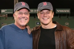 Matt Damon và người cha quá cố của mình. (Nguồn: REX)