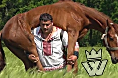 [Video] Những kỷ lục đáng ngưỡng mộ của người khỏe nhất thế giới