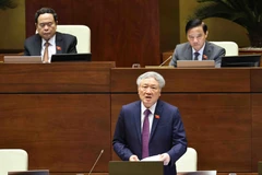 Chánh án Tòa án Nhân dân tối cao Nguyễn Hòa Bình giải trình, làm rõ một số vấn đề đại biểu Quốc hội nêu. (Ảnh: Minh Đức/TTXVN)