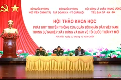 Lãnh đạo Học viện chính trị, Tập đoàn Công nghiệp-Viễn thông Quân đội và Hội đồng Lý luận Trung ương đồng chủ trì hội thảo. (Nguồn: Báo Quân đội Nhân dân)