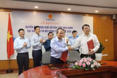 Bộ Công Thương chuyển giao quyền đại diện sở hữu vốn nhà nước tại Sabeco về SCIC. (Ảnh: Xuân Quảng/Vietnam+)