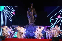 Lễ hội sẽ kéo dài đến hết ngày 26/3 với nhiều hoạt động phong phú... (Ảnh: Thành Đạt/TTXVN)