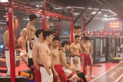 Dàn thí sinh khoe thân hình gợi cảm trong buổi chụp hình. (Ảnh: BTC)