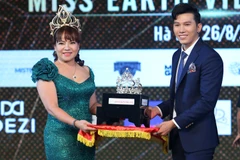 Chiếc vương miện 1,8 tỷ đồng dành cho ứng viên Việt Nam tham dự Miss Earth 2018. (Ảnh: BTC)