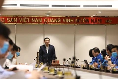 Bí thư Thành ủy Hà Nội Vương Đình Huệ phát biểu chỉ đạo tại buổi làm việc. (Ảnh: Văn Điệp/TTXVN)