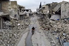 Cảnh đổ nát do xung đột tại thành phố Kafranbel, phía nam tỉnh Idlib, Syria. (Ảnh: AFP/TTXVN)