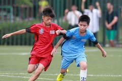 Đội Võ Thị Sáu (áo vàng) tới từ Hải Dương được đánh giá là ứng cử viên vô địch giải đấu. (Ảnh: Hải Đăng)
