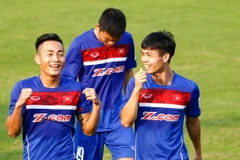 Những cái tên sinh năm 1995 như Hồ Tuấn Tài (trái) và Nguyễn Công Phượng sẽ định hình hàng công của Việt Nam trong tương lai. (Ảnh: Minh Chiến/Vietnam+)