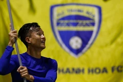 FLC Thanh Hóa đã giành ngôi Á quân V-League sau trận thắng 1-0 trước Sông Lam Nghệ An tại vòng 26 V-League tối 25/11.