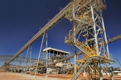 Một dây chuyền khai thác vàng. (Nguồn: Bloomberg)