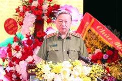 Đại tướng Tô Lâm, Ủy viên Bộ Chính trị, Bí thư Đảng ủy Công an Trung ương, Bộ trưởng Bộ Công an, phát biểu tại Lễ kỷ niệm 70 năm Ngày truyền thống lực lượng An ninh kinh tế. (Ảnh: Phạm Kiên/TTXVN)