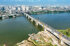 Cầu Vĩnh Tuy 2 chính thức hợp long, chuẩn bị thông xe vào đầu tháng 9