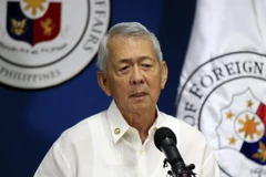 Ngoại trưởng Philippines Perfecto Yasay phát biểu trong cuộc họp báo ở Manila ngày 12/7. (Nguồn: EPA/TTXVN)