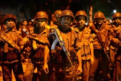 Cảnh sát tại hiện trường vụ việc. (Nguồn: bbc.com)