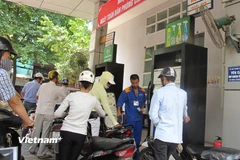 Một điểm bán xăng của Petrolimex tại Hà Nội. (Ảnh: Đức Duy/Vietnam+)
