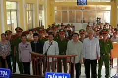 Các bị cáo tại tòa. (Nguồn: infonet.vn)