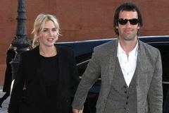 Kate Winslet và Ned RocknRoll. (Nguồn: hollywood.com)