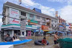 Cảnh ngập lụt tại thành phố cổ Ayutthaya ngày 6/10. Ảnh minh họa. (Nguồn: AFP/TTXVN)