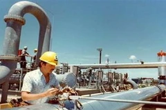 Tại một kho dự trữ dầu ở bang Texas, Mỹ. (Nguồn: Internet)