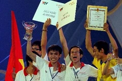 Đội LH-CACTUS 2 Đại học Lạc Hồng (Đồng Nai) đã giành cúp vô địch. (Ảnh: Thế Anh/TTXVN) 