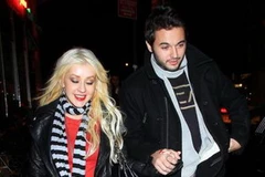 Christina Aguilera và "bồ trẻ" Matthew Rutle. (Nguồn: Internet)