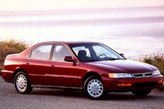 Honda Accord đời 1994. (Nguồn: cardealerreviews.org)