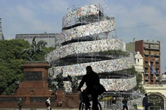 "Tháp Babel bằng sách." (Nguồn: Getty images)