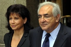 Ông Strauss-Kahn và bà Anne Sinclair. (Nguồn: Getty images)