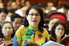 Đại biểu tỉnh Phú Yên Đặng Thị Kim Chi phát biểu ý kiến. (Ảnh: Doãn Tấn/TTXVN)