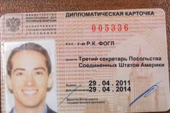 Thẻ ngoại giao của Ryan C. Fogle. (Nguồn: Russian.rt.com)
