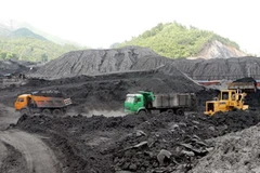 Têu thụ than tại phân xưởng sàng tuyển của Công ty than Mạo Khê. (Ảnh minh họa: Nguyễn Đán/TTXVN). 