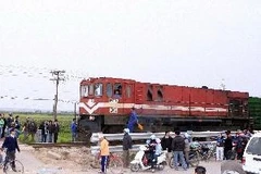 Hiện trường một vụ tai nạn tàu hỏa và xe máy. (Ảnh minh họa: Thống Nhất/TTXVN)