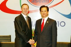 Thủ tướng Nguyễn Tấn Dũng tiếp Thủ tướng New Zealand John Key. (Ảnh: Đức Tám/TTXVN)