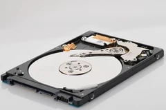 Ổ cứng Momentus Thin. (Ảnh: H.Minh/Vietnam+) 