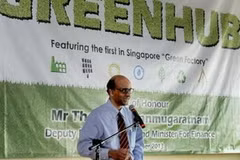 Phó Thủ tướng Singapore Tharman Shanmugaratnam phát biểu tại lễ khai trương. (Nguồn: News.xin.msn.com)