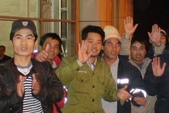 Lao động Việt Nam tại sân bay Cairo. (Ảnh: Thanh Bình/Vietnam+)