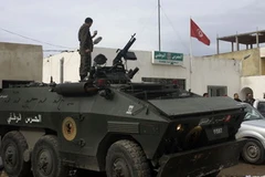 Quân đội được triển khai ở thủ đô của Tunisia. (Nguồn: Reuters)