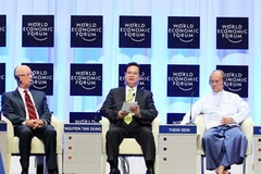 Thủ tướng Nguyễn Tấn Dũng phát biểu tại Phiên khai mạc. (Ảnh: Đức Tám/TTXVN)