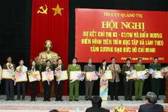 Một buổi biểu dương điển hình tiên tiến làm theo lời Bác do Quảng Trị tổ chức. (Ảnh: Hồ Cầu/TTXVN)