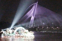 Putrajaya rực rỡ trong đêm. (Ảnh: Xuân Triển/Vietnam+)
