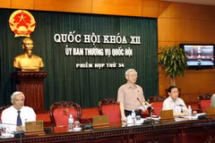 Phiên họp của Ủy ban Thường vụ Quốc hội. (Ảnh: Trí Dũng/TTXVN).