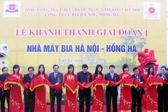 Lễ cắt băng khánh thành. (Ảnh: Tạ Văn Toàn/Vietnam+).