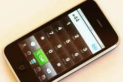 Người dùng iPhone được sử dụng dịch vụ VoIP. (Ảnh: Internet).
