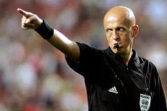 Trong tài Pierluigi Collina. (Nguồn: Reuters)