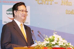 Thủ tướng Nguyễn Tấn Dũng đến dự và phát biểu tại Diễn đàn. (Ảnh: Thống Nhất/TTXVN)