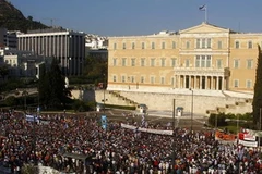 Biểu tình ở quảng trường Syntagma của Hy Lạp. (Nguồn: Reuters)